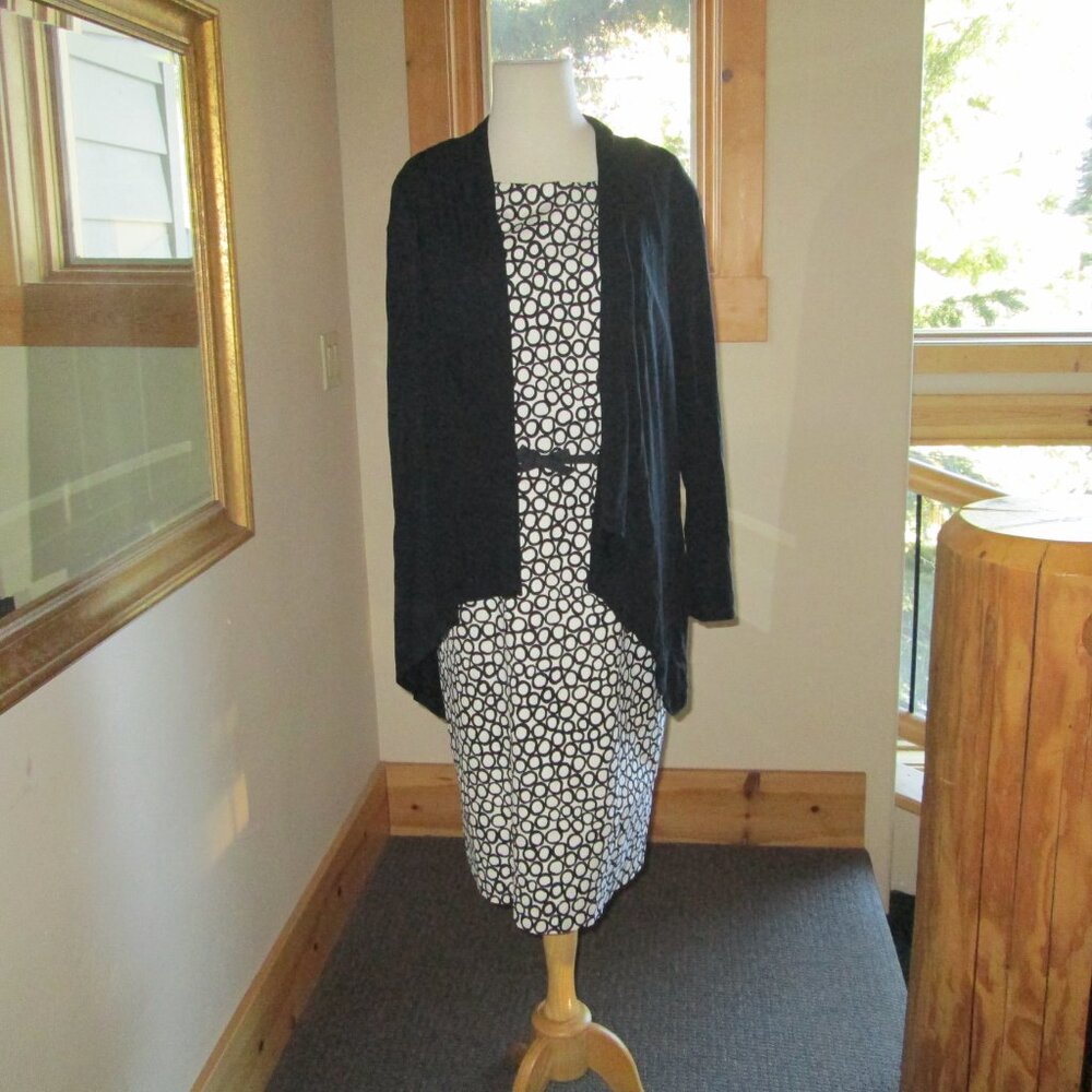 Vintage Liz Claiborne Black & White Sheath Dress, Black Long-sleeve Flutter Cape